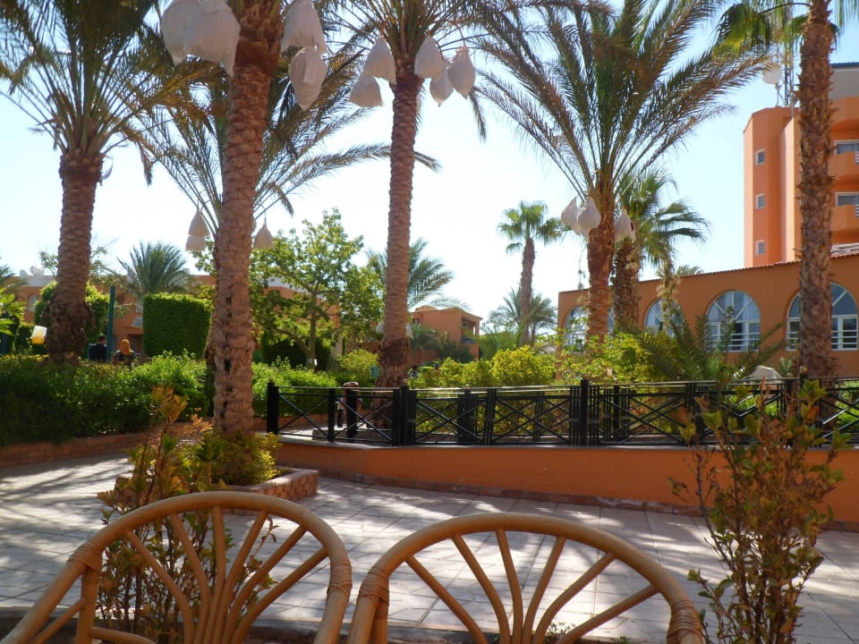 Garten Golden Beach Resort