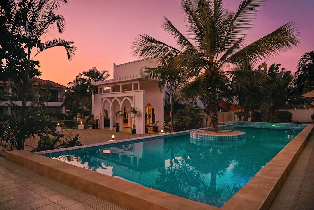 Pool AHG Hisia Nungwi Experience Hotel