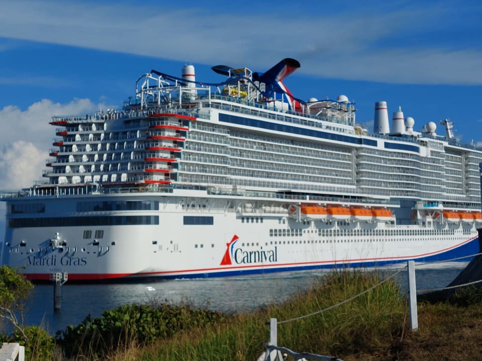 Strand Playabachata Hotel