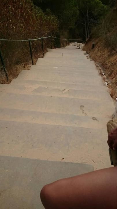 Treppe zum Strand PortoBay Falésia