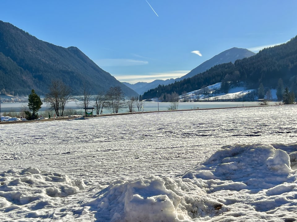 Ausblick Hotel Das Leonhard - Naturparkhotel am Weissensee