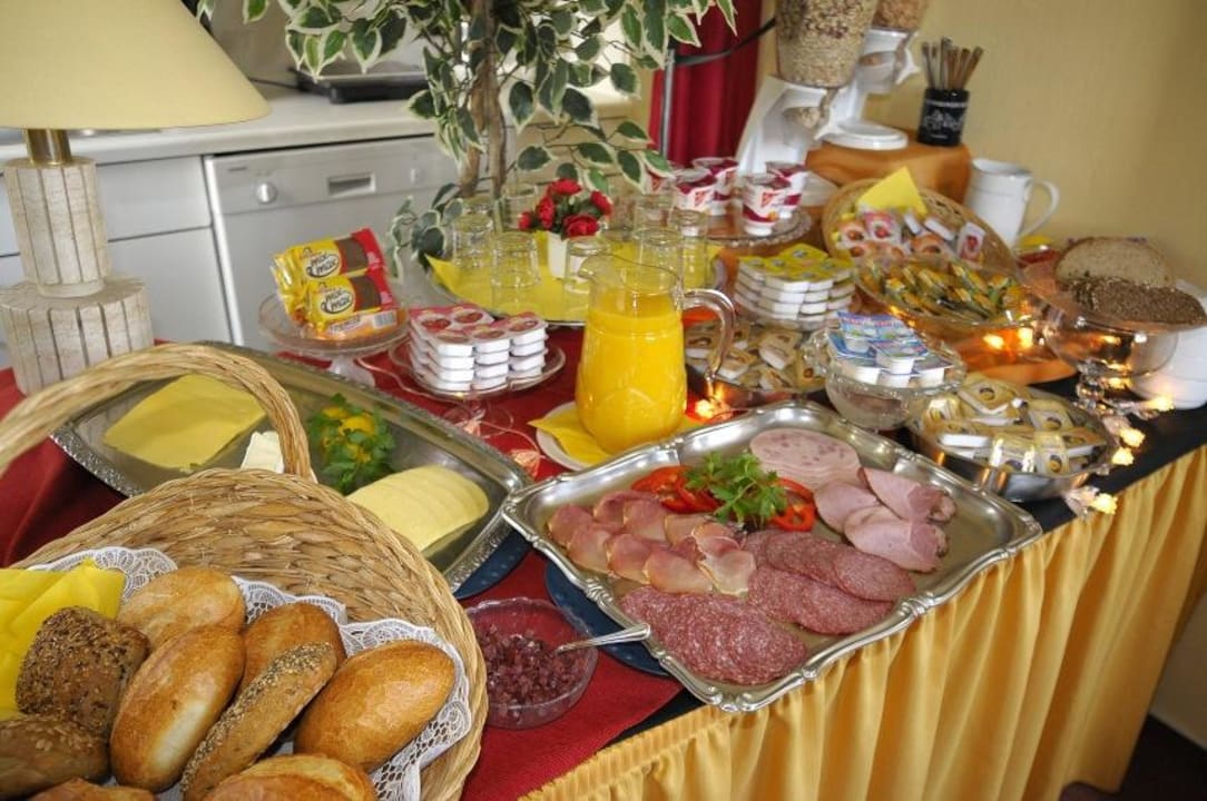 Frühstücksbüffet Hotel Garni Veltri