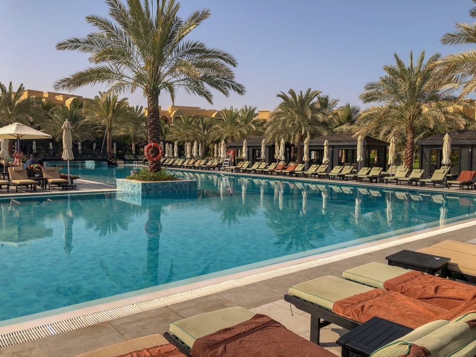 Pool DoubleTree by Hilton Resort & Spa Marjan Island