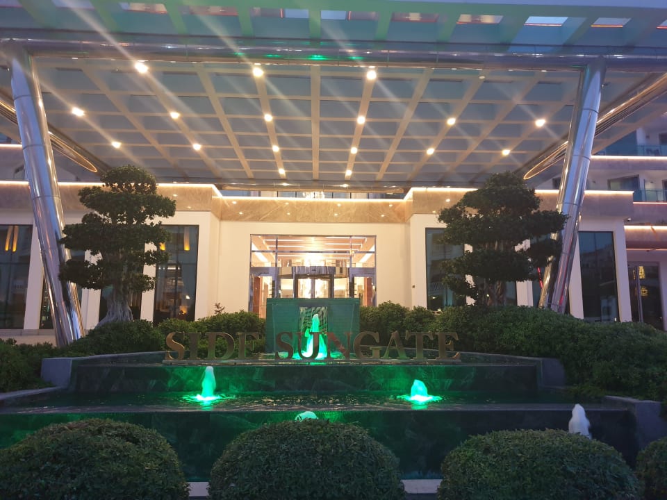 Lobby Side Sunport Hotel & Spa