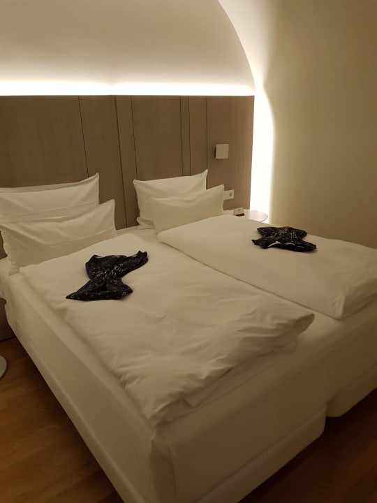 Zimmer NH Collection Hamburg City