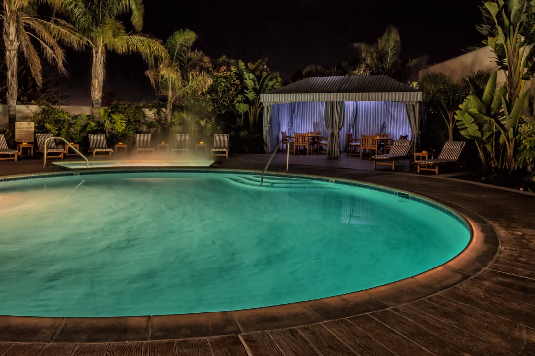 Outdoor Heated Plunge Pool Portola Hotel & Spa