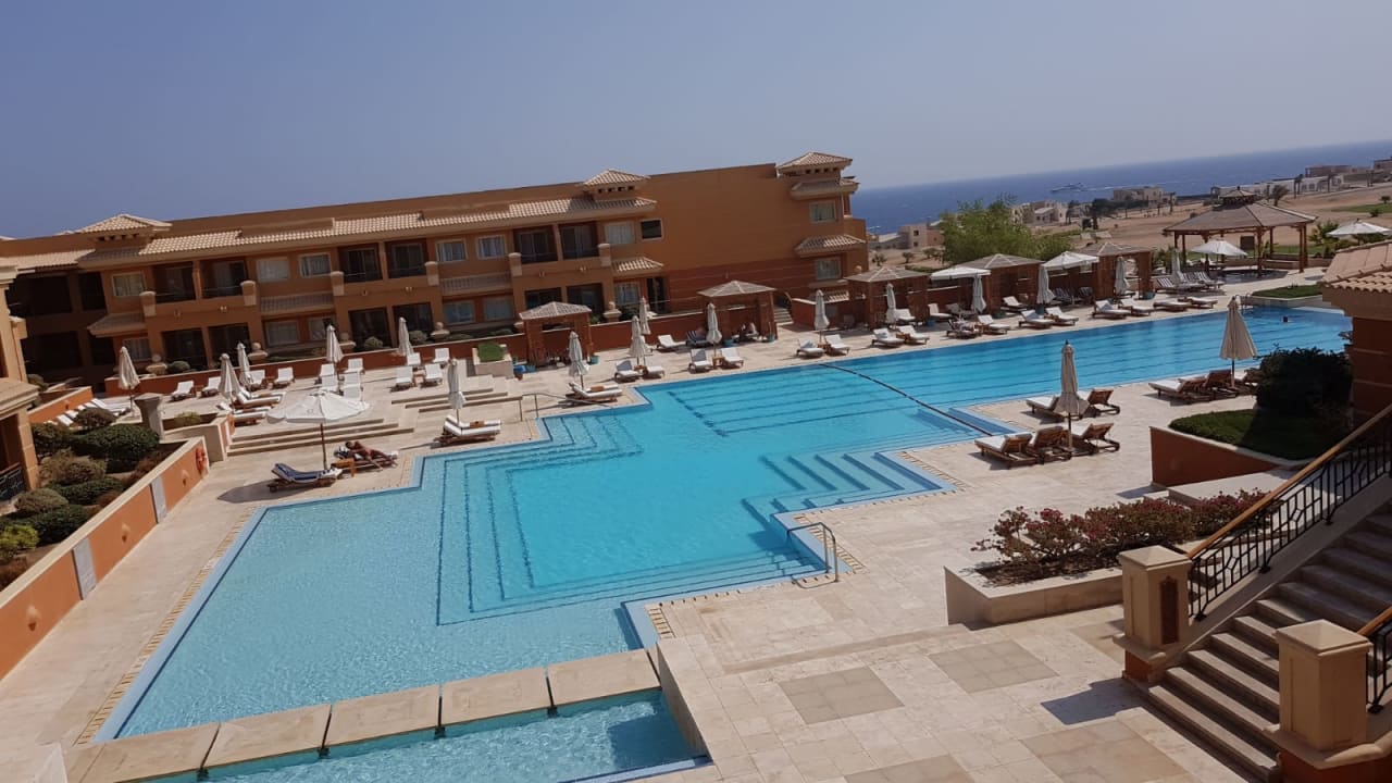Pool The Cascades Golf Resort, Spa & Thalasso