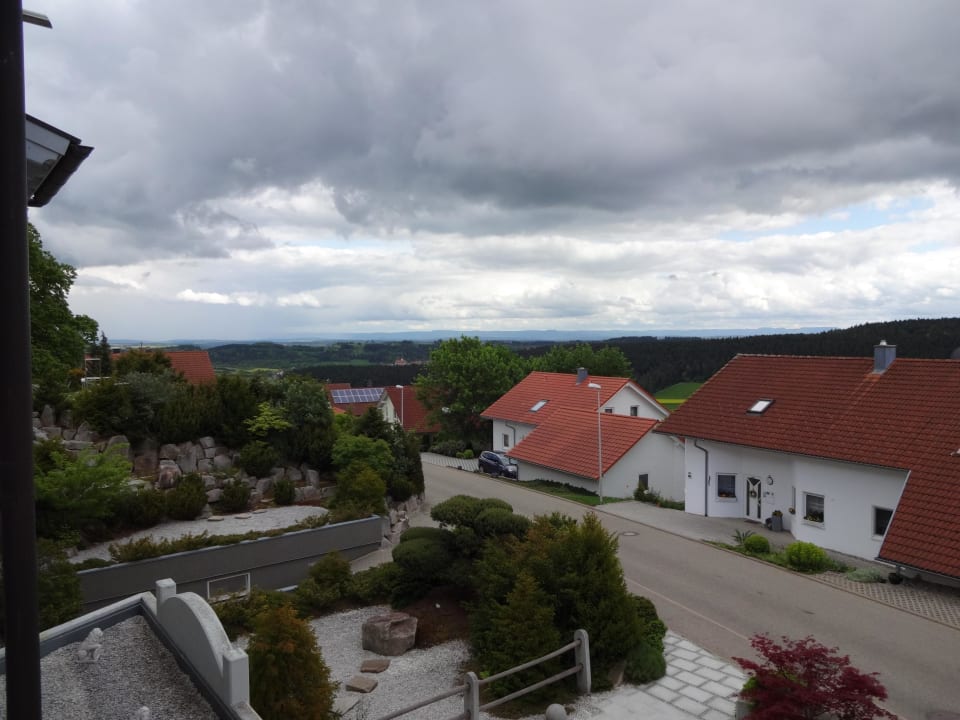 2. Stock vom Neubau aus  Vital- und Wellnesshotel Albblick