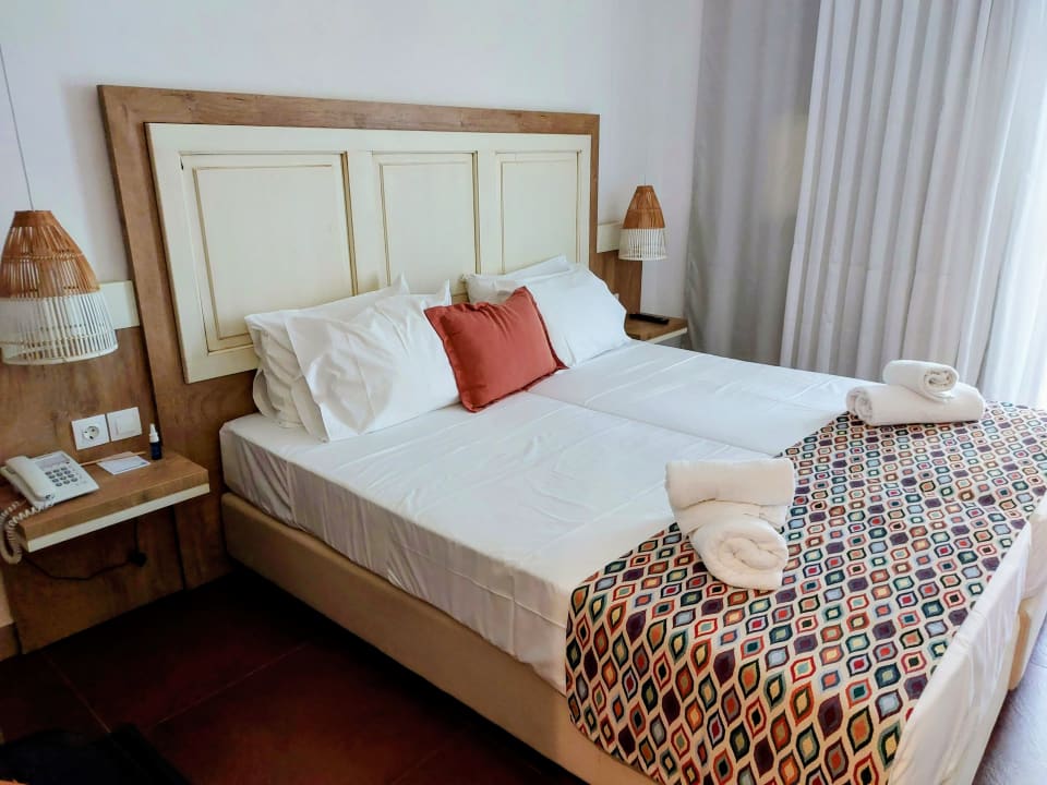 Zimmer Kalypso Hotel