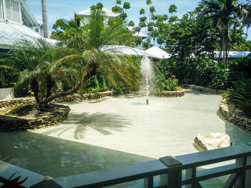 Brunnen neben der Lobby Grand Paradise Playa Dorada