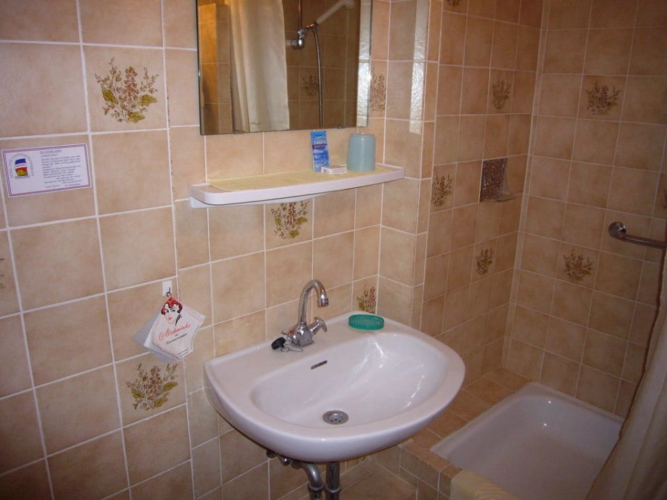 Appartement Wassermann für 2-3 Personen 44 qm, Dusche Apart-Hotel Klara