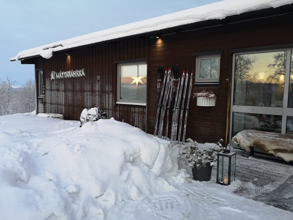 Außenansicht Máttaráhkká Northern Lights Lodge