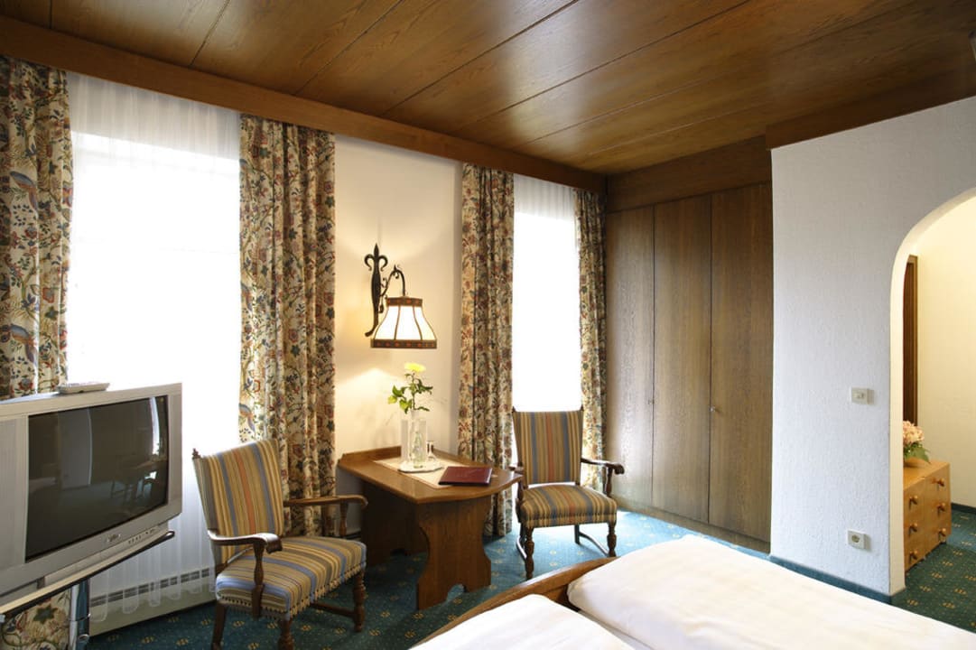 Doppelzimmer Landhaus Friedrichshöhe Hotel Alpina Bad Reichenhall