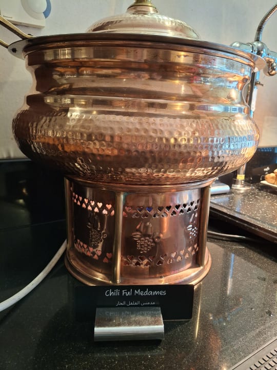 Gastro Rose Rayhaan by Rotana