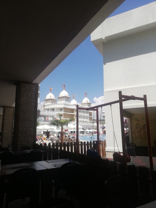 Pool Oz Hotels Sui Resort