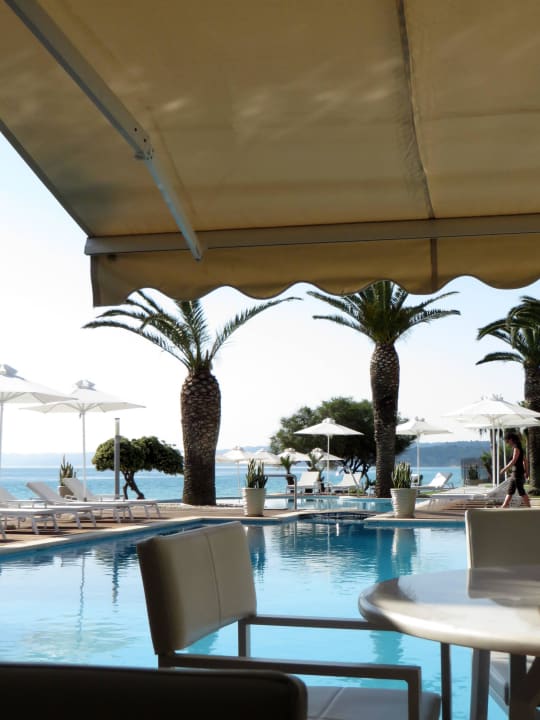 Ausblick vom Frühstückstisch Afitis Boutique Hotel