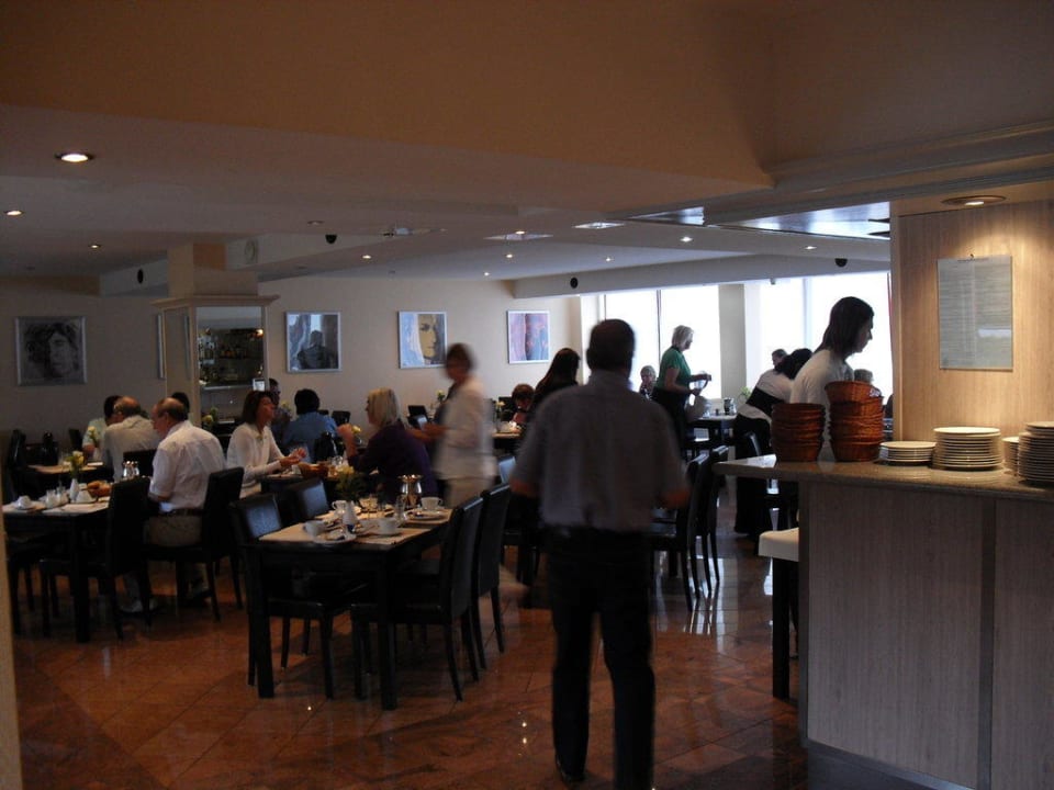 Frühstück PLAZA INN Hamburg Moorfleet