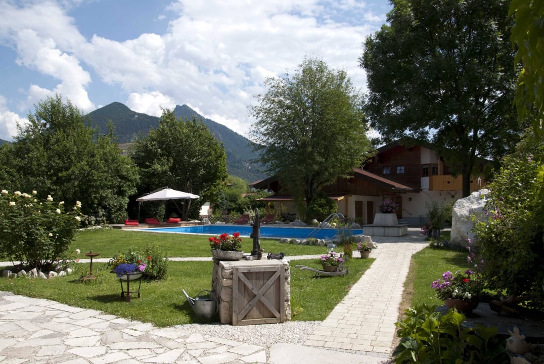 Garten beim Gästehaus Gamsei Ferienwohnung Gamsei