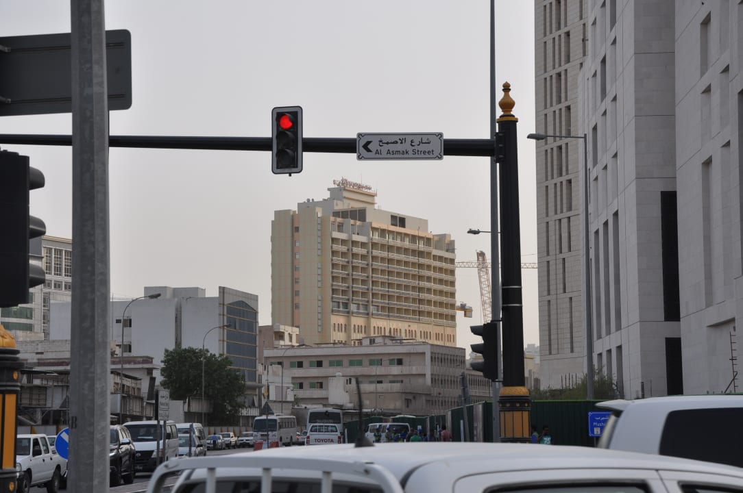 Außenansicht Hotel Mercure Grand Doha City Centre