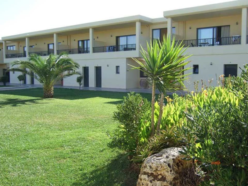 Widok pokoi hotelowych Hotel Solimar Aquamarine