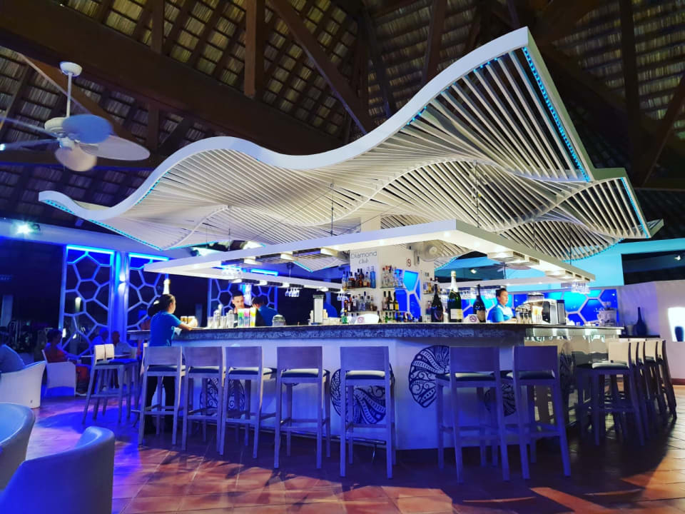 Lobbybar Royalton Hicacos Resort & Spa - Adults only