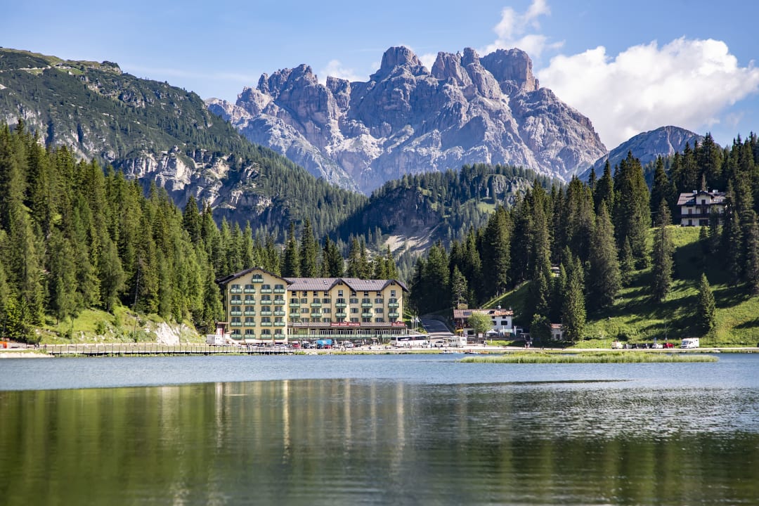 Außenansicht Grand Hotel Misurina
