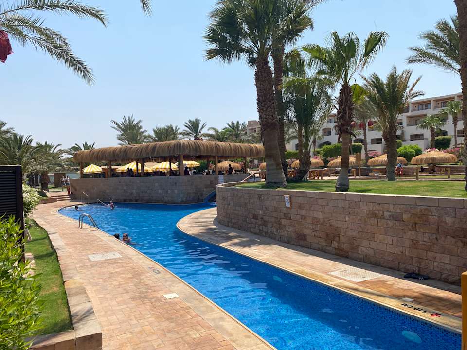 Pool Fort Arabesque Resort, Spa & Villas