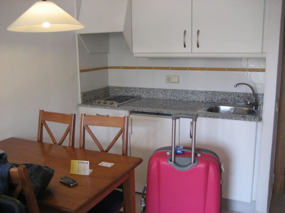 Kitchenette und Essbereich Aparthotel Ciudad Laurel