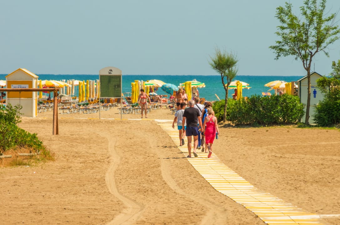 Strand Marina Palace Hotel