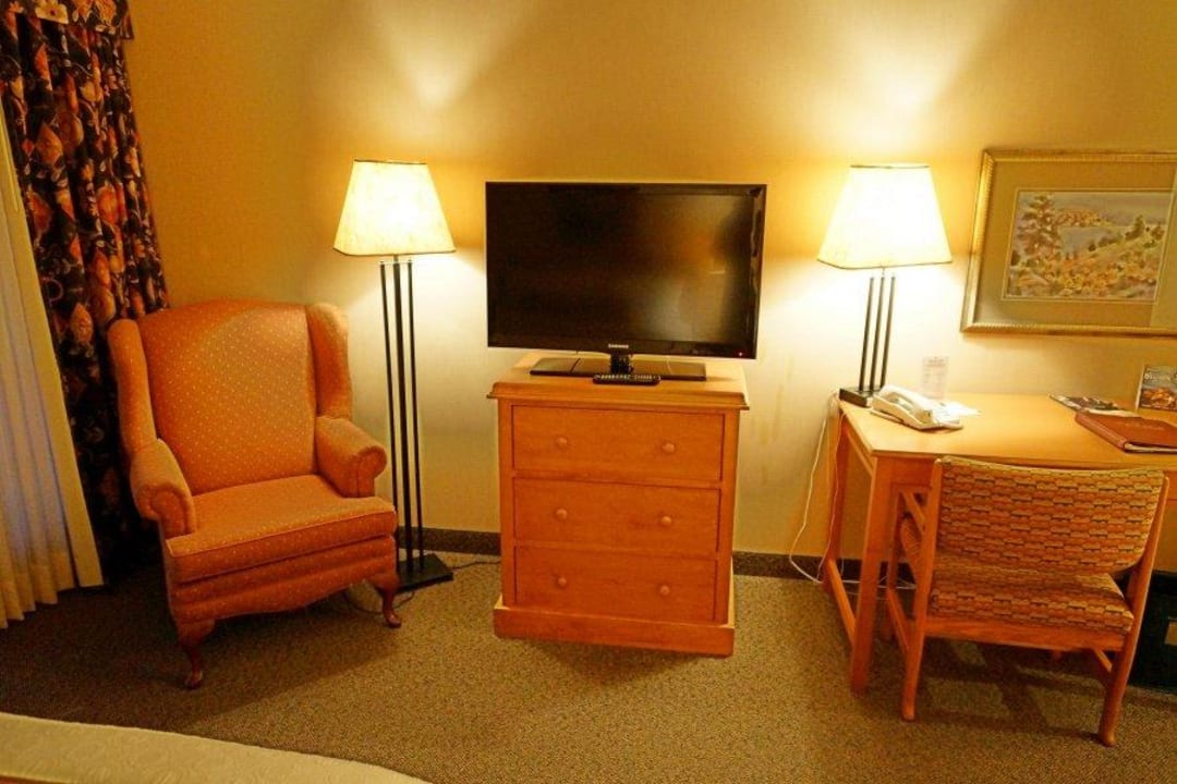 Zimmer RAMADA Inn & Suites Penticton