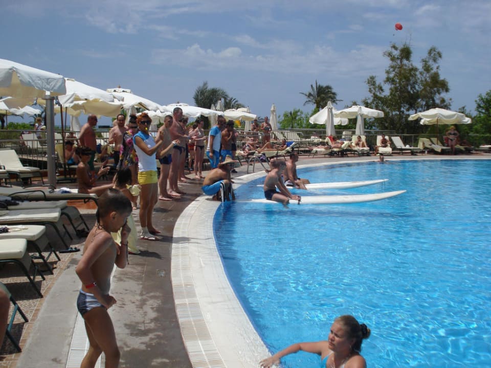 Pool games Hotel Turan Prince