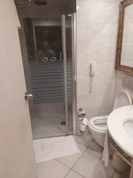 Zimmer Sunrise Resort Hotel