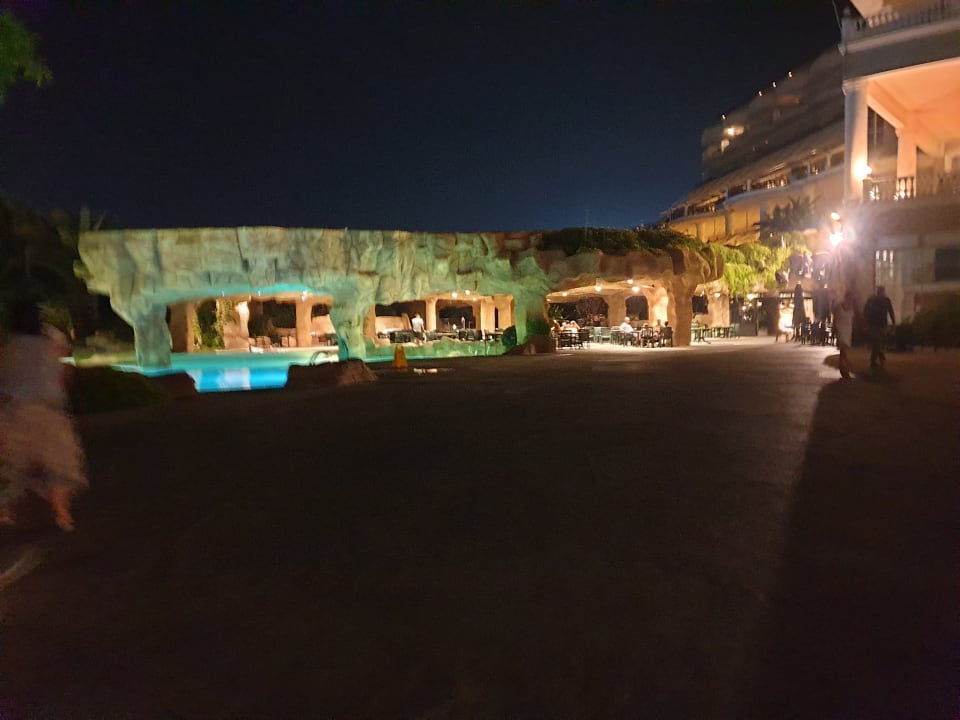 Außenansicht Starlight Resort Hotel