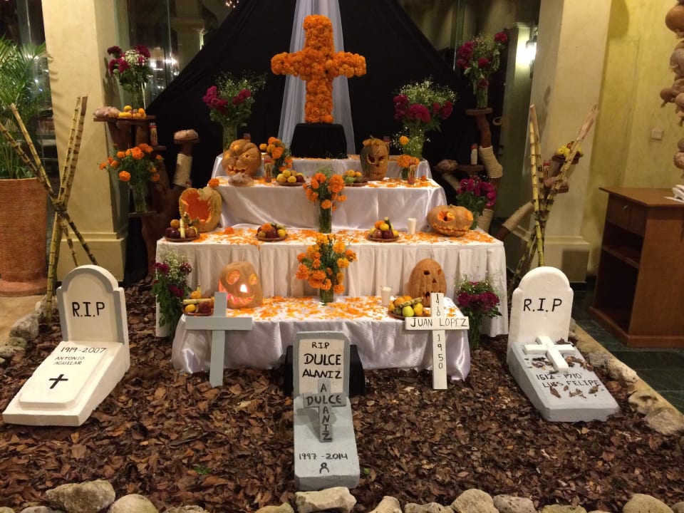 Halloween Grand Palladium Kantenah Resort & Spa