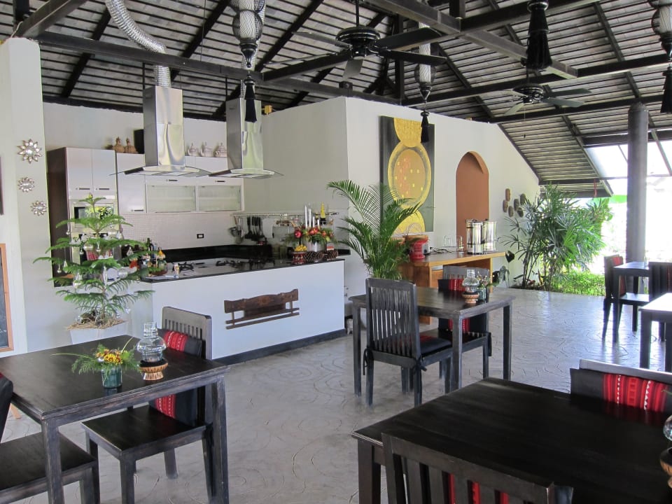 Restaurant und Fruehstuecksbereich Baan Chai Thung Resort