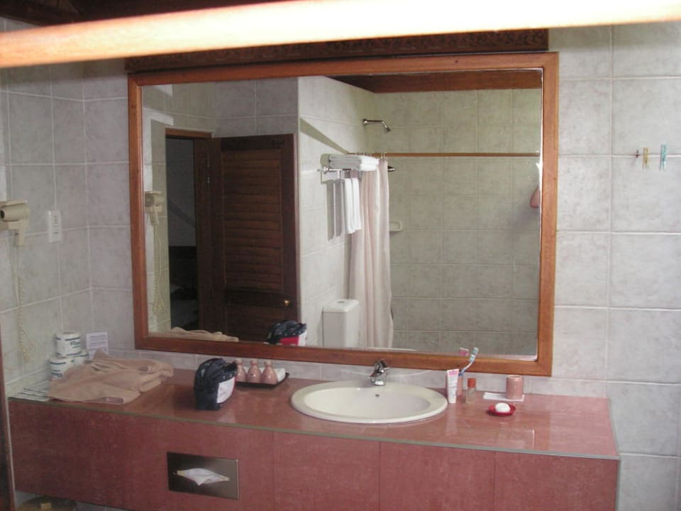 Das offene Bad NH Collection Maldives Reethi Resort