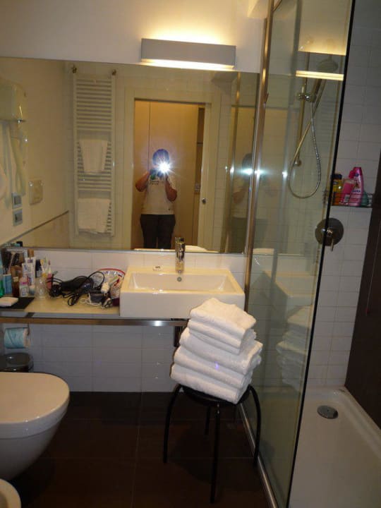 Bad Mod 05 Living Hotel