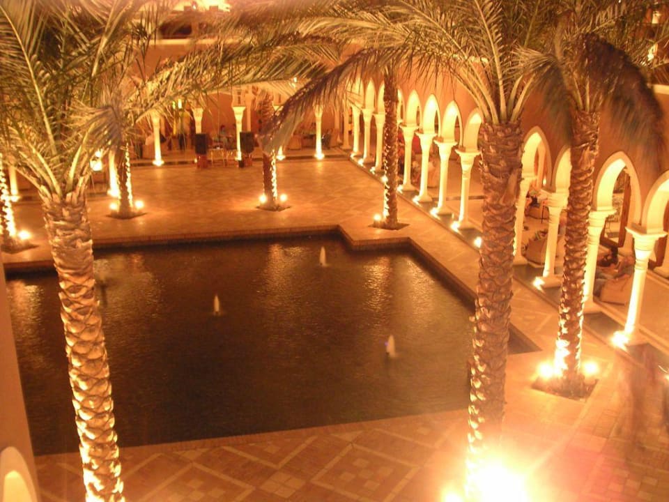 Terrasse bei Nacht Grand Makadi