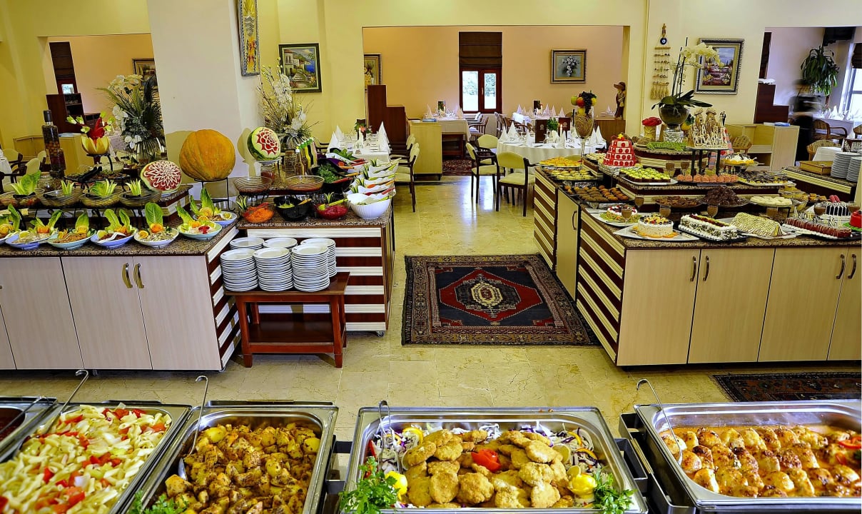 Open Buffet at the Restaurant Monark Hotel Cappadocia