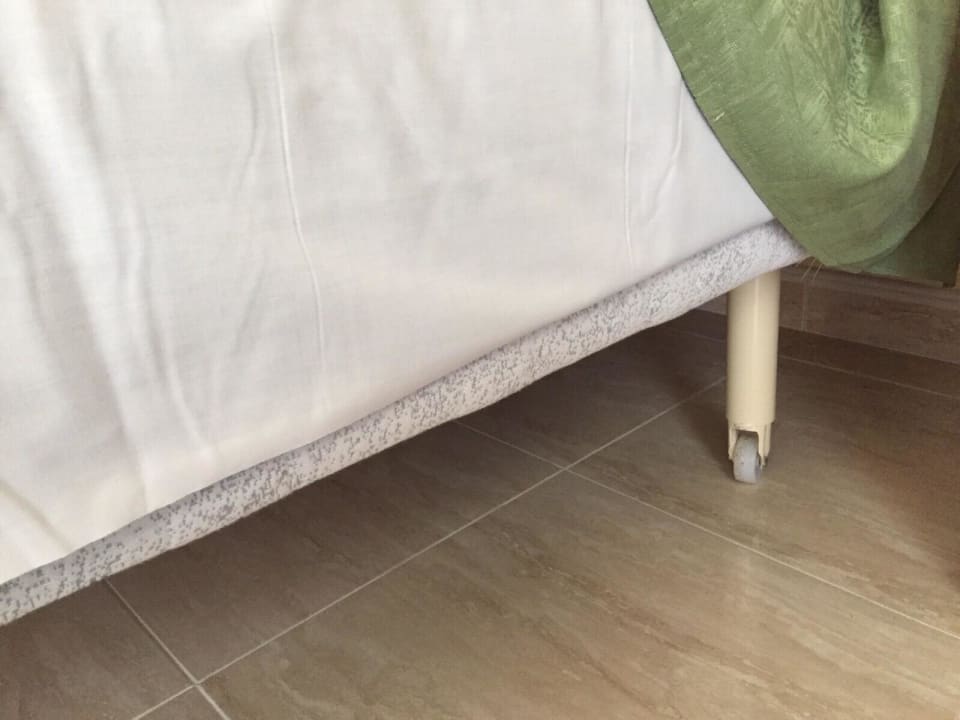 Holzbrettbett Hotel Exagon Park