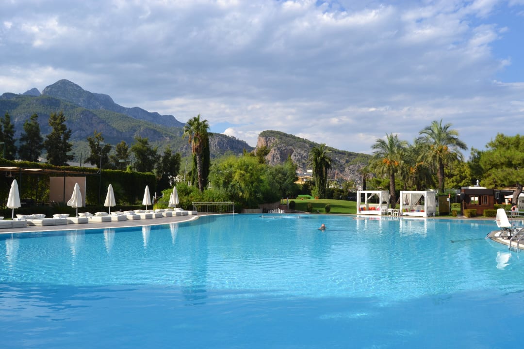 Pool mit Pavillion TUI MAGIC LIFE Beldibi +16