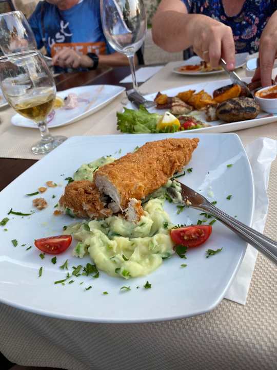 Gastro Hotel Selena Star