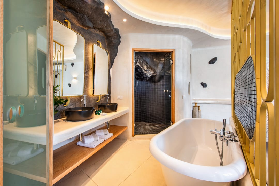 Zimmer Athina Luxury Suites