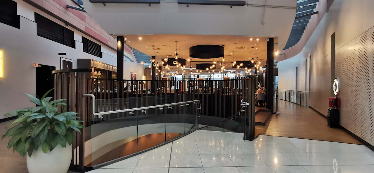 Gastro Radisson RED, Oslo Airport