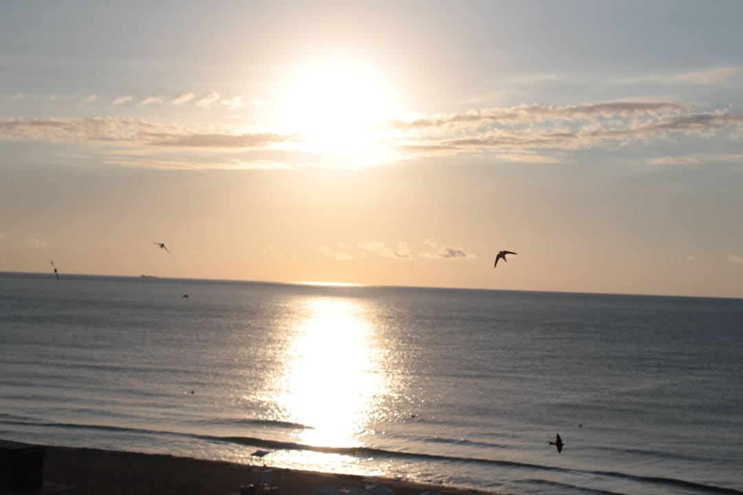 Wschód słońca Sol Luna Bay