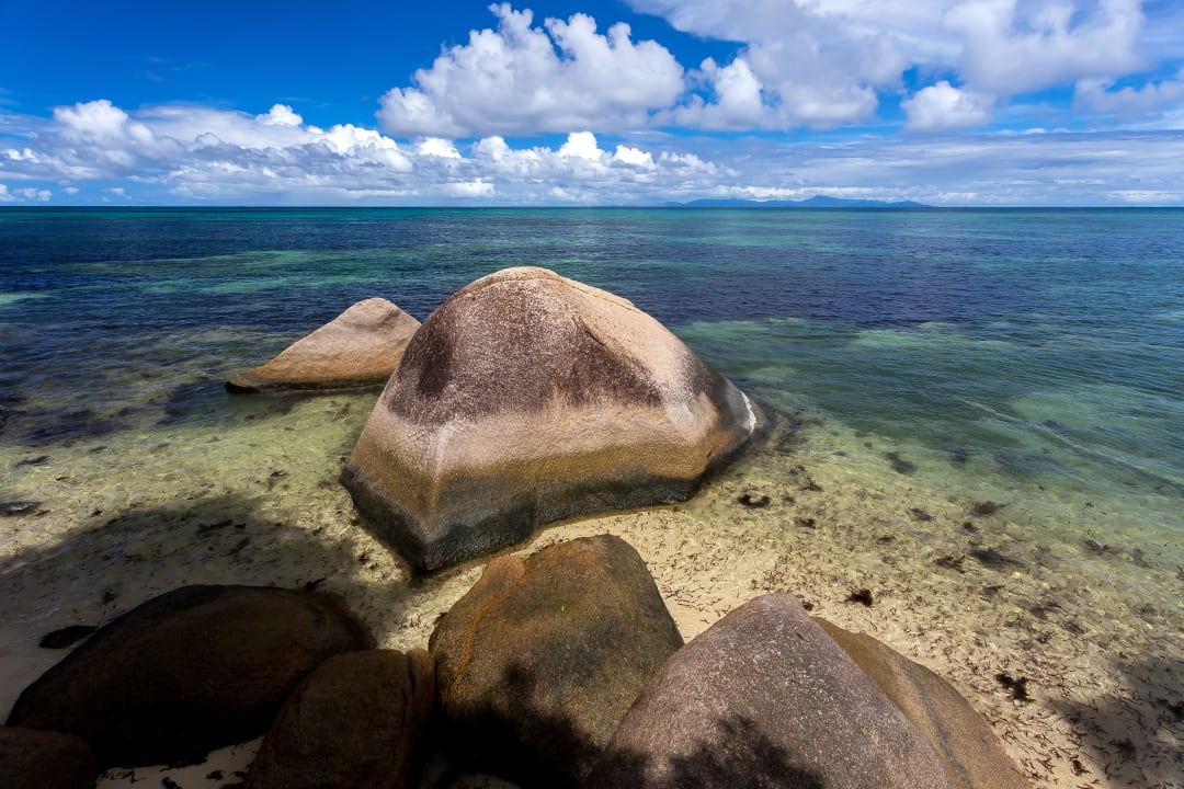 Ausblick The Coco de Mer Hotel & Black Parrot Suites