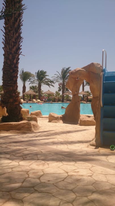 Pool Lotus Bay Beach Resort