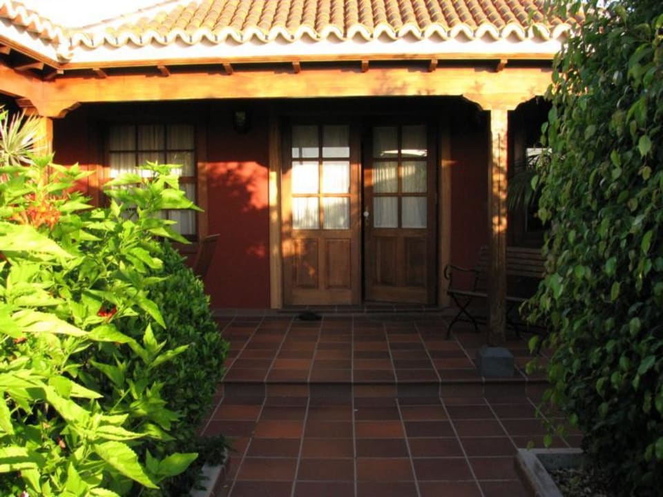 Eingang/große Terrasse Hotel Casa Roja
