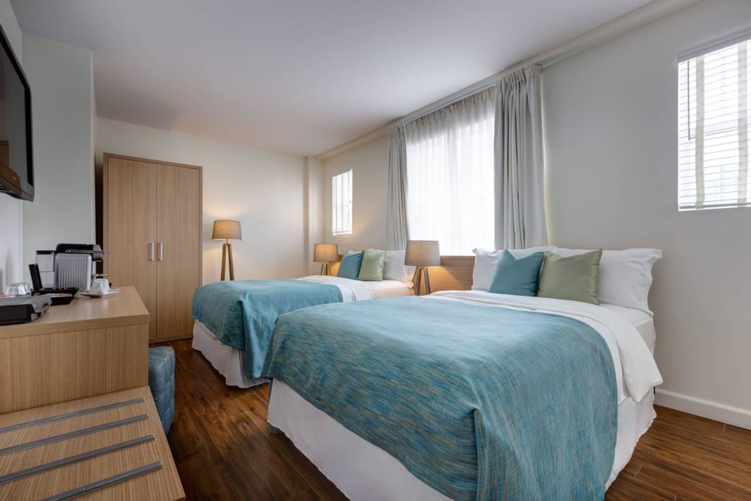 Guest Room Villa Italia South Beach