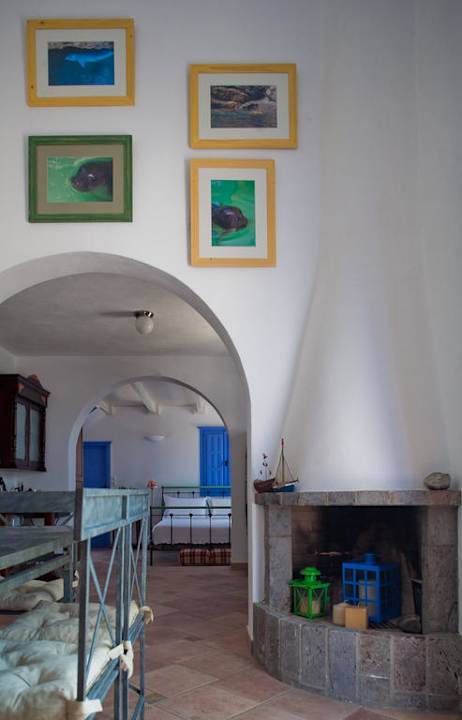 Rooms Aegagros Caldera Houses